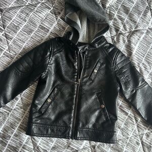 Super cute Art Class Boys bomber jacket Size 2T